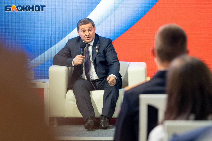 «Поражаешься изощренному садизму киевских властей»: волгоградский губернатор высказался о событиях на Украине