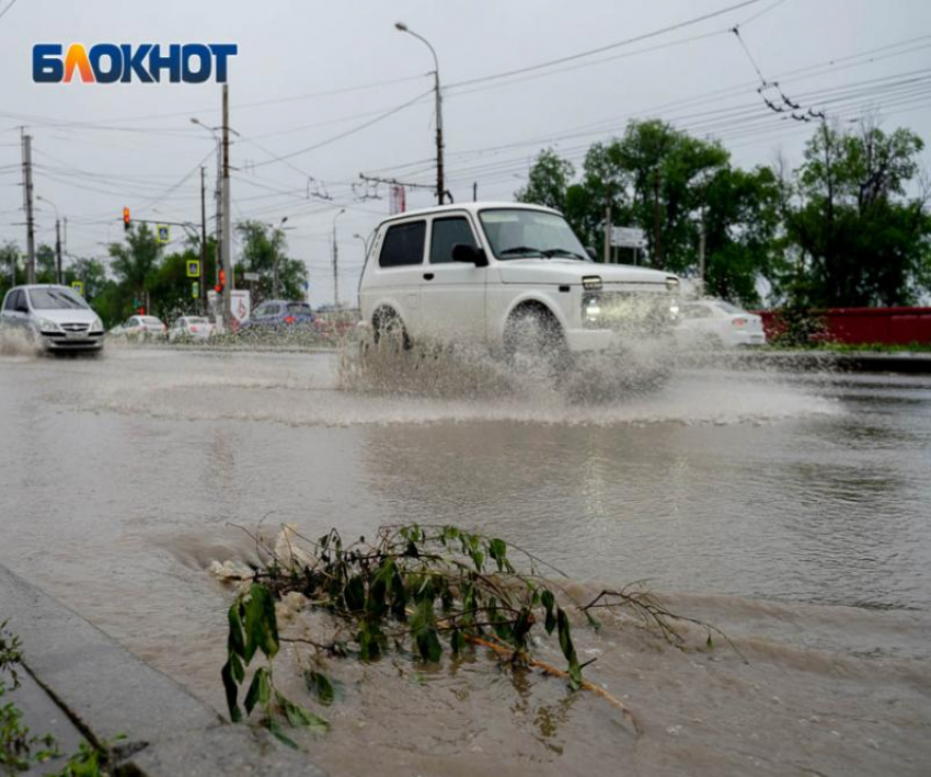 МЧС предупреждает о сильном шторме в Волгоградской области
