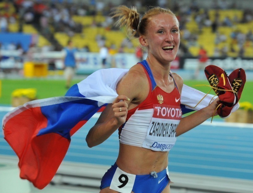 Две красавицы-спортсменки из Волгограда претендуют на звание легкоатлетки года