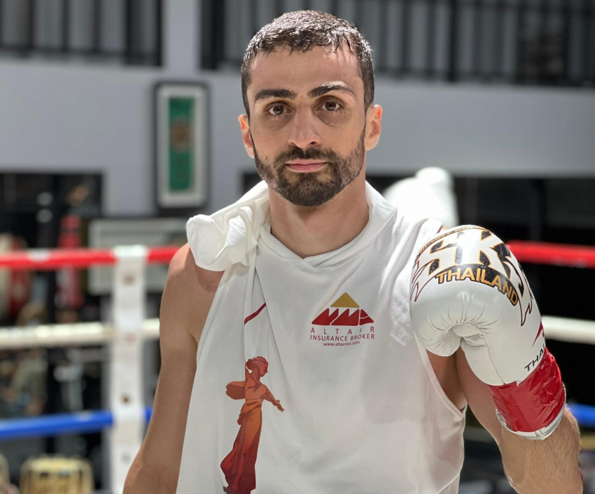 Волгоградский боксер мощным ударом отправил в нокаут экс-чемпиона Азии 