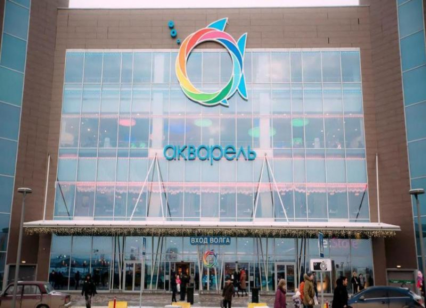 Суд над маркетологом: в Волгограде завершено дело о падении 150-килограммового брендволла на ребенка в ТЦ 