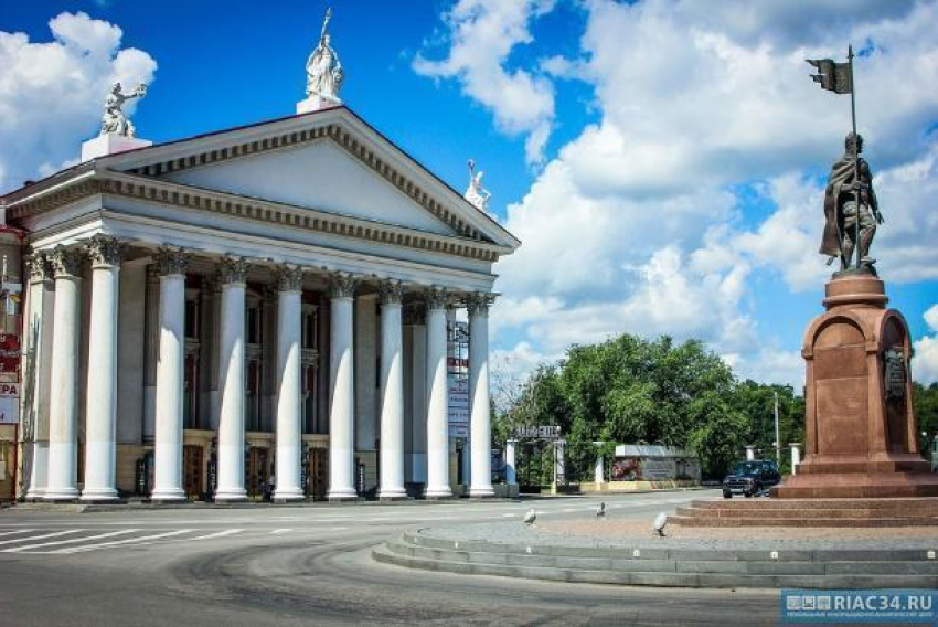 Волгоградский НЭТ могут переименовать в Русский драматический театр