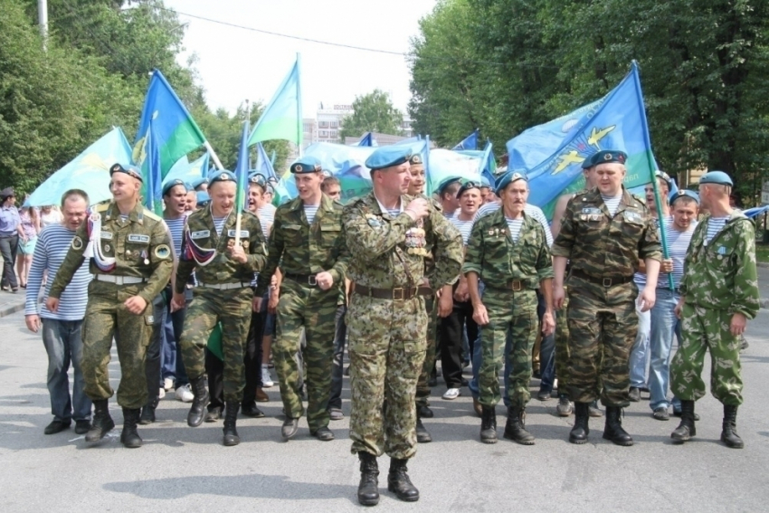 В День ВДВ в Волгограде перекроют улицу Чуйкова