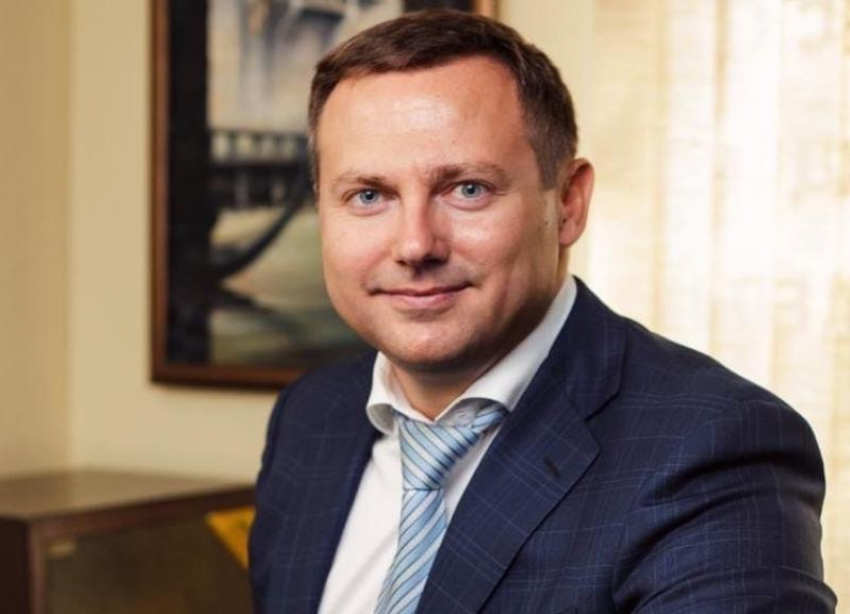 «Какое имеете моральное право повышать штрафы?»: экс-мэр Волгограда Роман Гребенников высказался в адрес депутатов