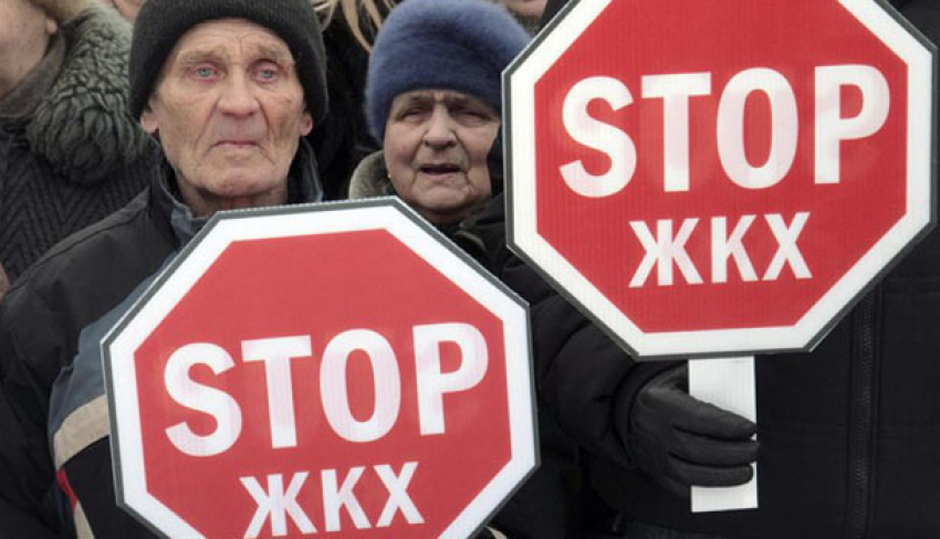 Волгоградский застройщик заставлял жильцов платить за не оказанные услуги ЖКХ