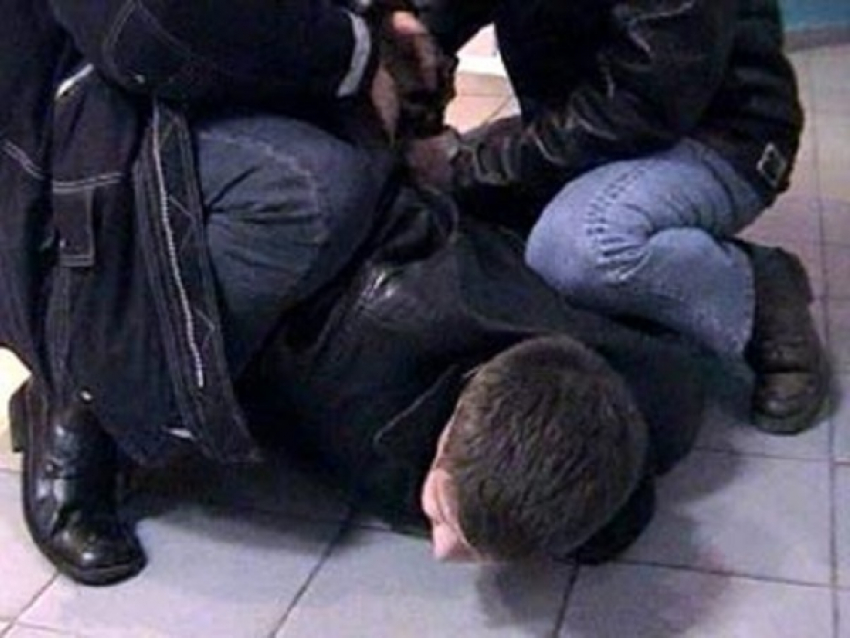 Волжанина жестоко избили, выбивая несуществующий долг 