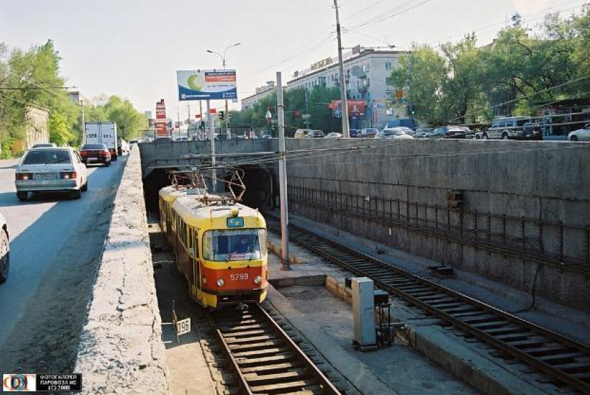 Власти Волгограда разрешили ездить в троллейбусах по проездным «скоростного трамвая»