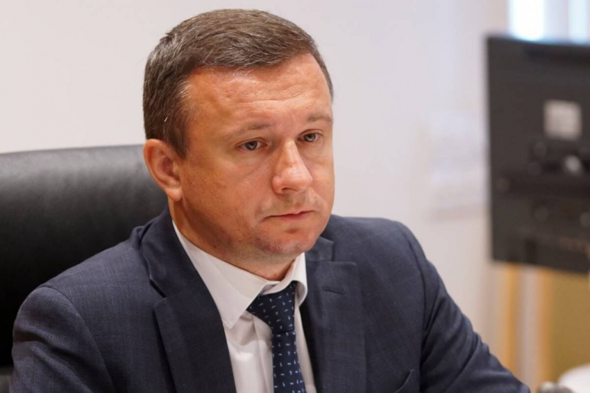 Сына владельца волгоградской птицефабрики пришлось успокаивать при упоминании «золотых» яиц в облдуме