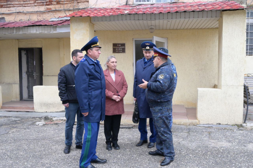 Нарушения закона нашли в волгоградском СИЗО №1 