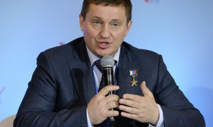 Если кто-то хочет выиграть выборы губернатора Волгоградской области, зовите Бочарова на дебаты, - волгоградец