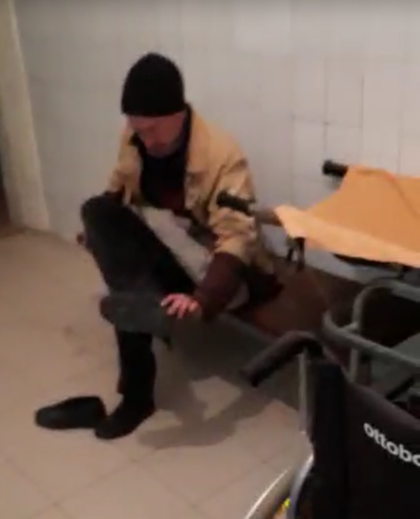 Облздрав прокомментировал ситуацию с бездомными в больнице №22 в Волгограде