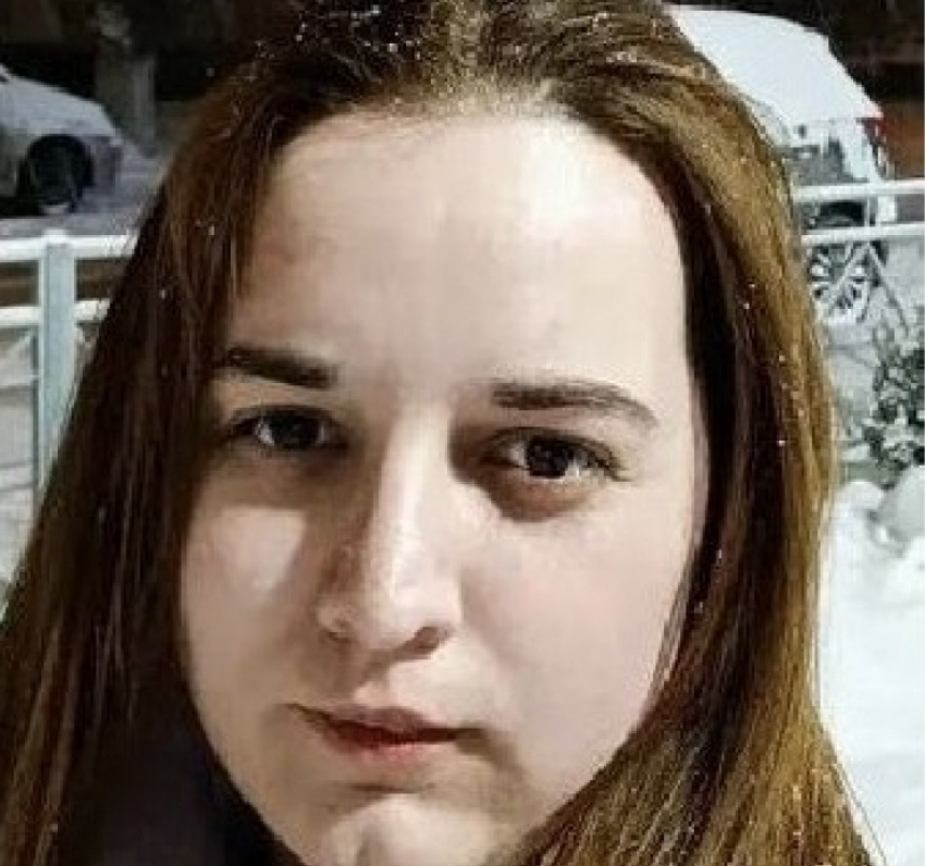 Исчезнувшую девушку третьи сутки продолжают искать под Волгоградом