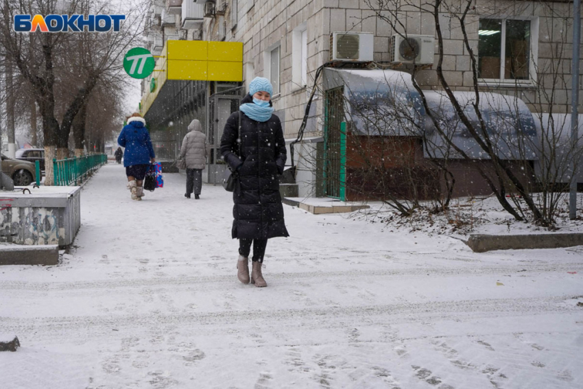 Жителей Волгоградской области не радует перспектива введения локдауна из-за опасного штамма коронавируса