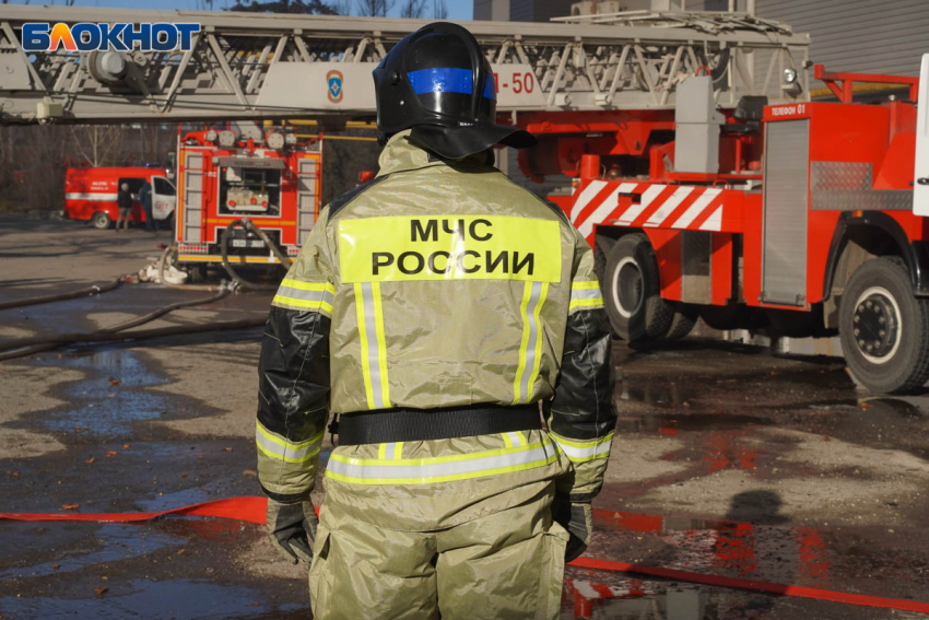 Взрыв прогремел в МКД в Петров Вале