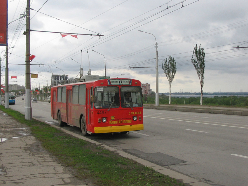 40 пассажиров троллейбуса стали свидетелями попытки убийства в Волгограде