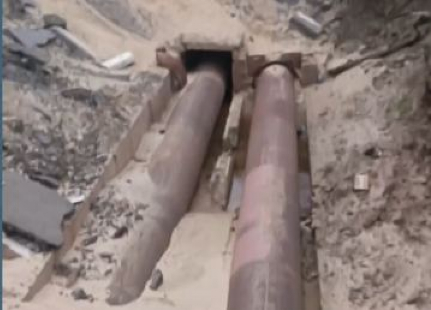 Голые трубы и тишина взбесили оставленных без горячей воды на 12 дней волгоградцев