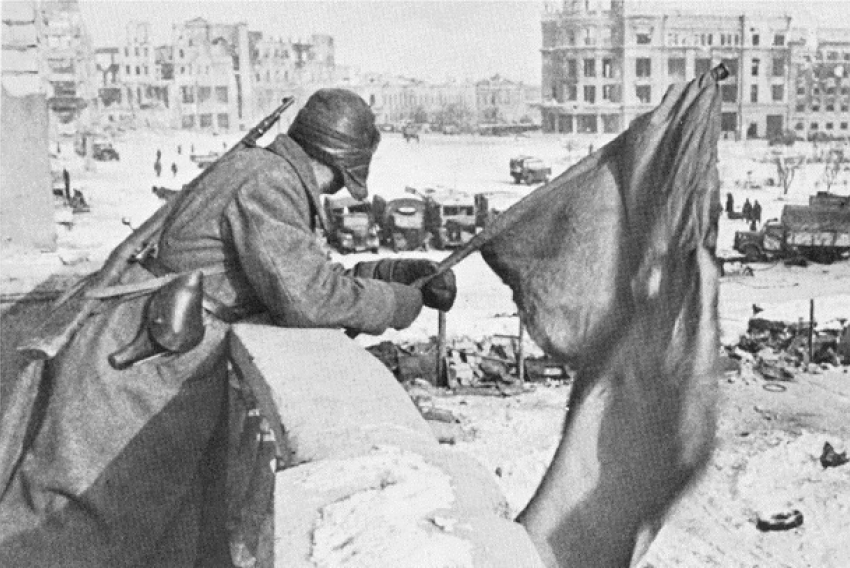 7 января 1943 года – разработана процедура передачи Паулюсу ультиматума о  капитуляции под Сталинградом