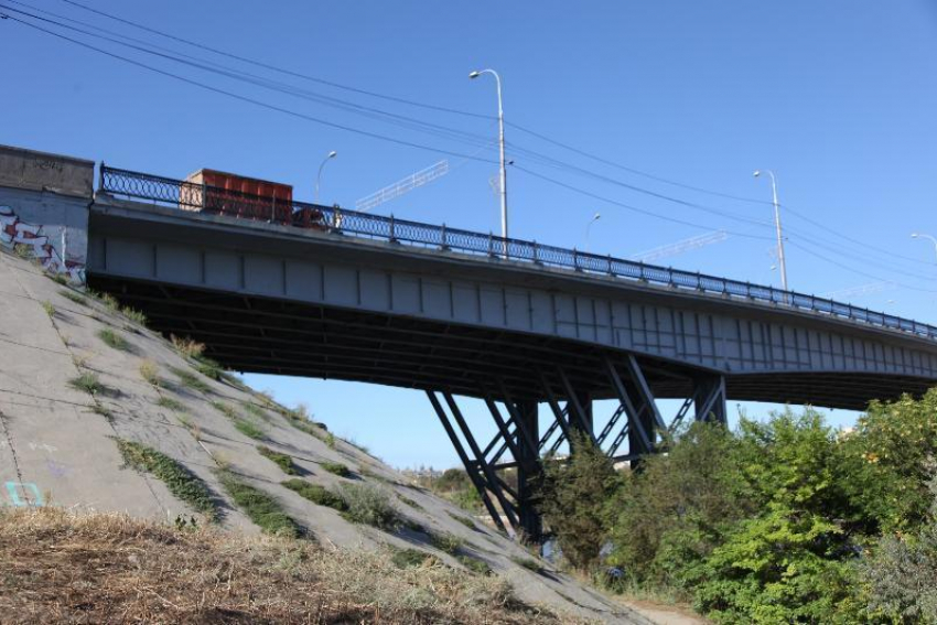 3,5 года уйдет на реконструкцию моста через ВДСК в Волгограде