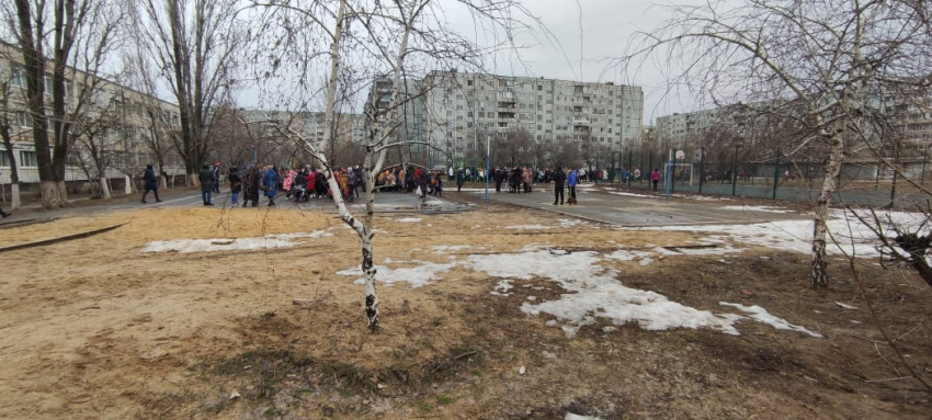 Десятки школ в списке эвакуированных в Волгограде