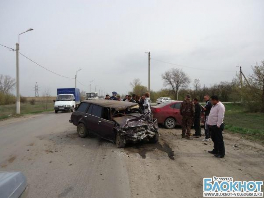 Водитель «шестерки» стал виновником крупного ДТП под Волгоградом