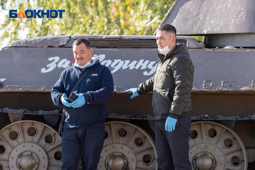 Названы четыре важных шага в борьбе с COVID-19, которые упускают волгоградские власти