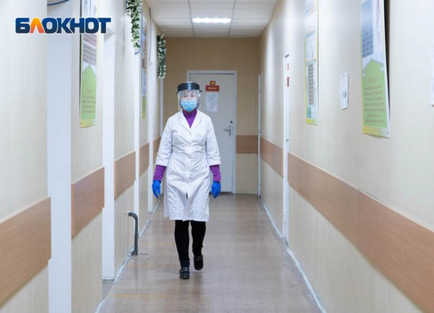 Жители Волгограда обеспокоены частыми смертями молодых пациентов с коронавирусом