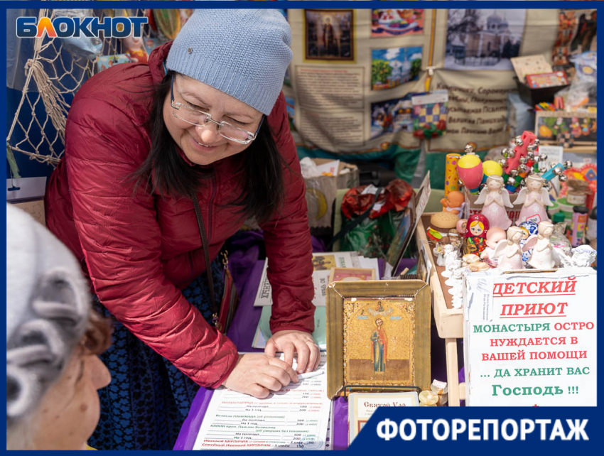 Украинские храм и монастырь собирают в Волгограде пожертвования 