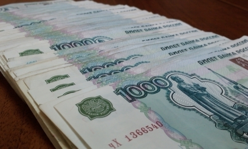 В Волгограде наркополицейский пытался заработать миллион рублей