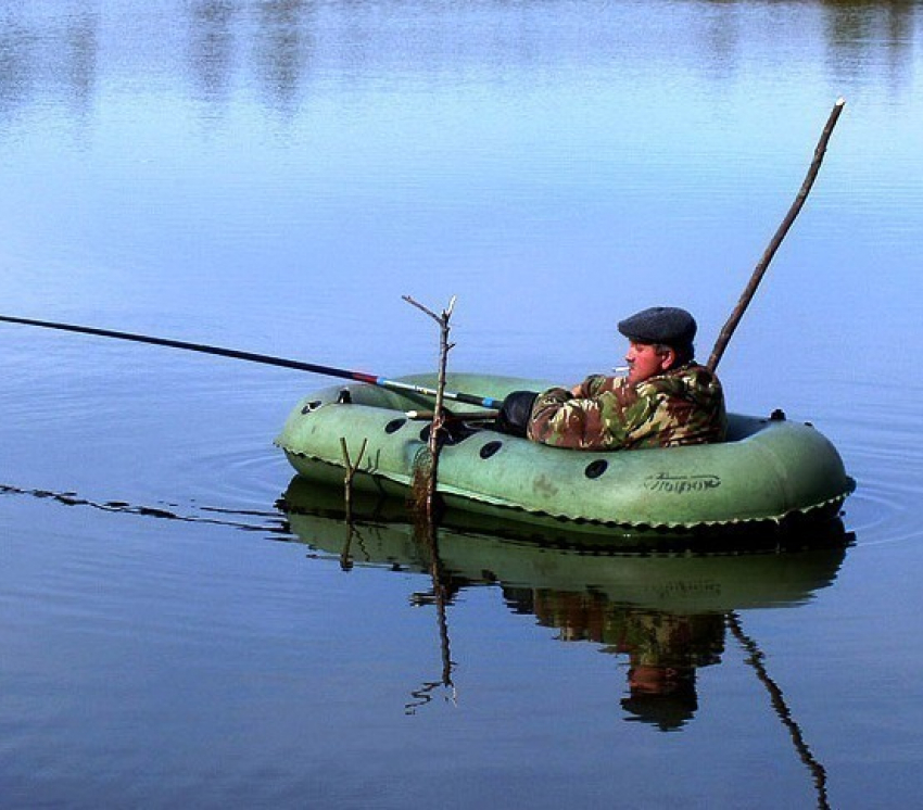 На юге Волгограда двоим рецидивистам грозит до 7 лет тюрьмы за украденную лодку