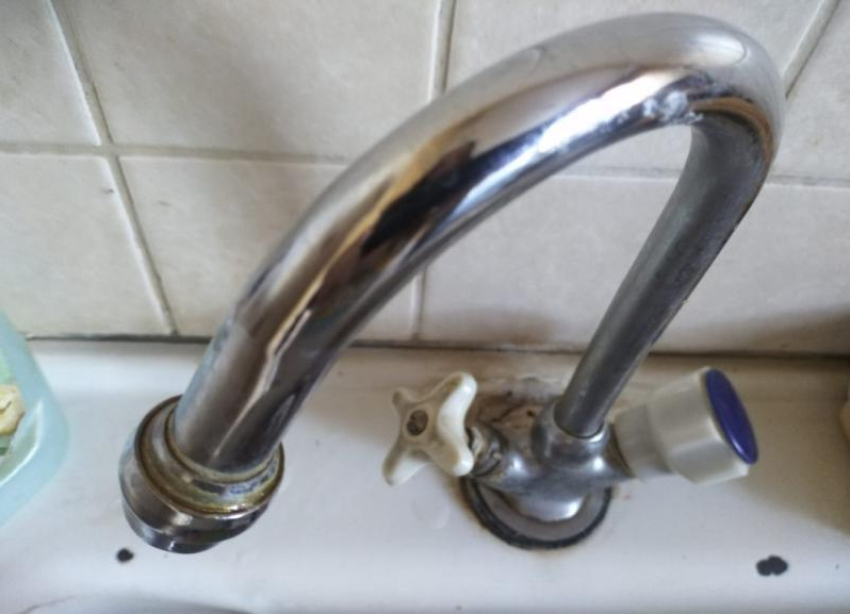 Издевательством в жару назвала отключение воды беременная волгоградка