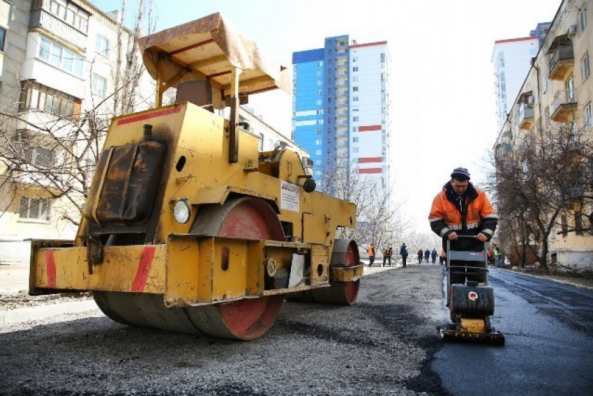 Полплана по ремонту волгоградских дорог выполнено