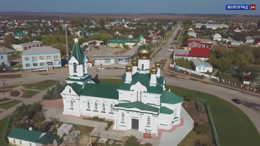 «Весь дом был в крови»: под Волгоградом азербайджанец зарезал жену за отказ в деньгах