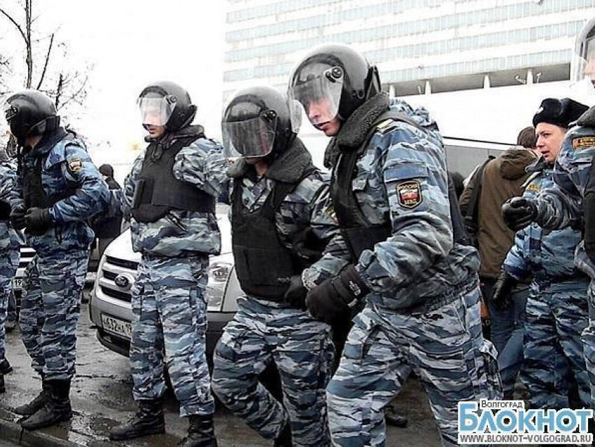 Волгоградские полицейские предотвратили массовую драку