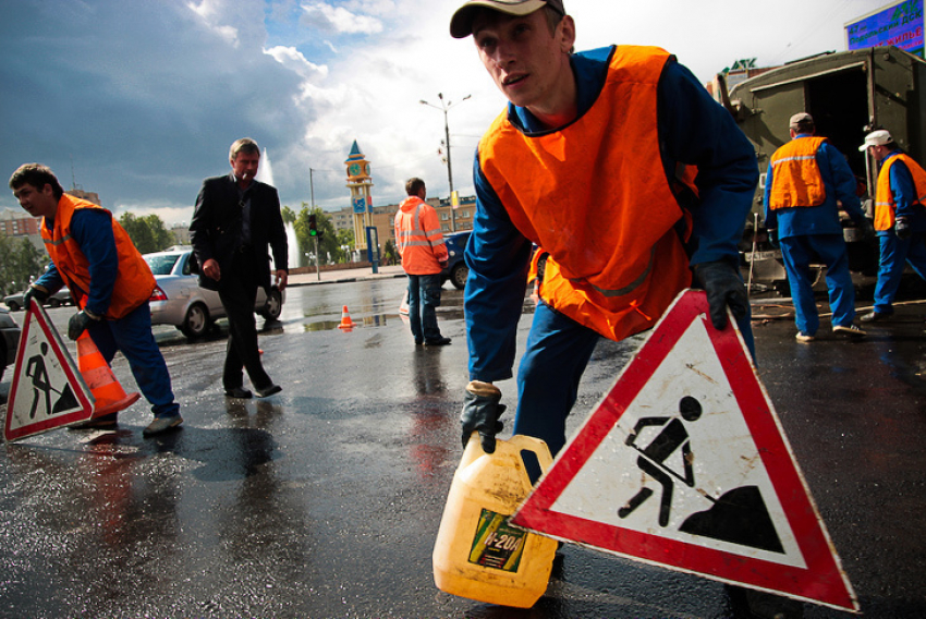 Дорожники Волгограда приступили к ремонту улицы Автомагистральной
