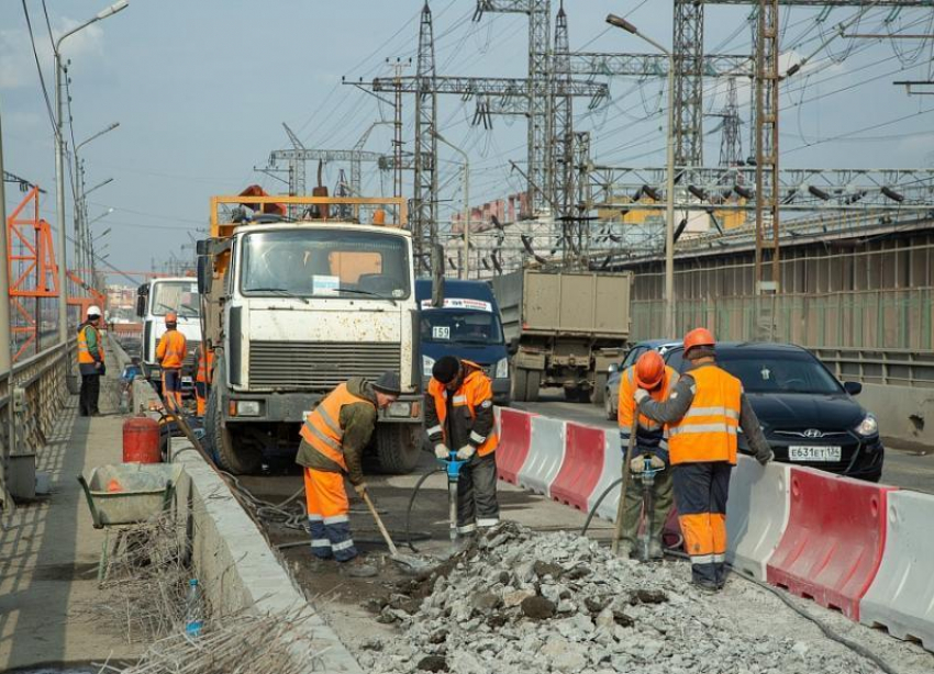  На мосту  Волжской ГЭС пообещали прекратить автомобильные пробки