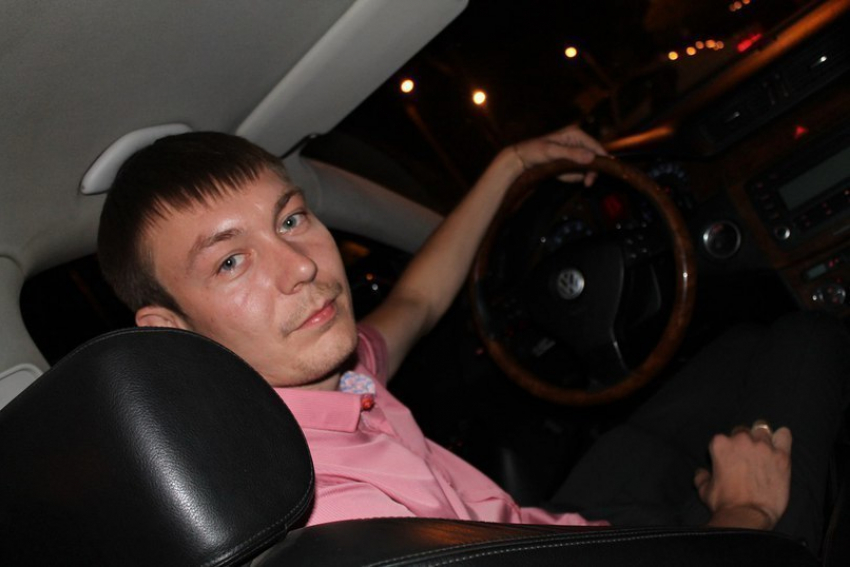 В Волгограде мужчина зарезал 25-летнего парня, еще двое в больнице