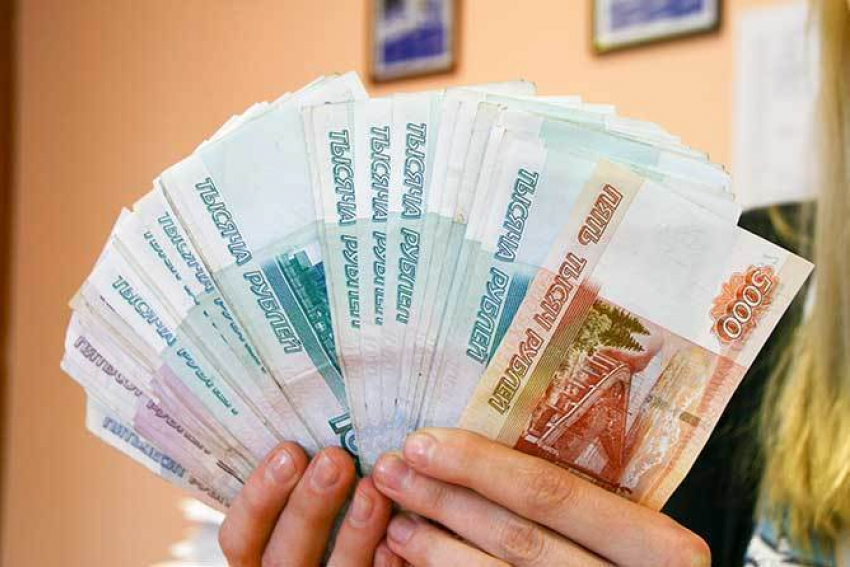 Бухгалтер больницы в Волгограде потратила на себя из кассы более 3 млн