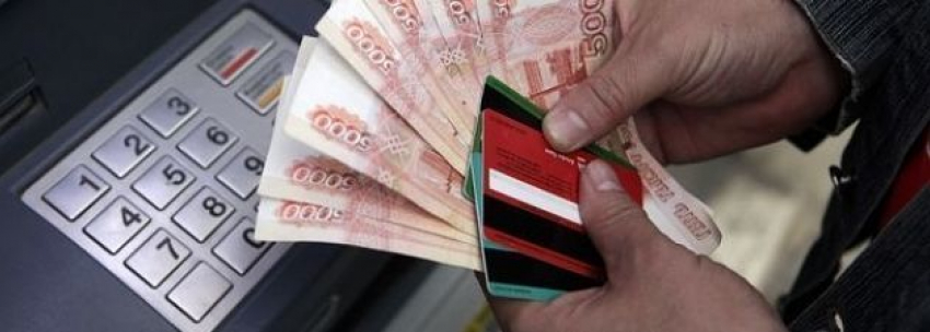 Под Волгоградом мужчина украл у своего дяди-инвалида 50 тысяч рублей