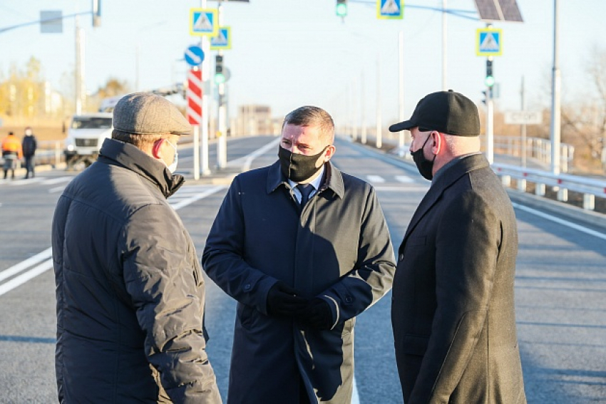 Волгоградцев обязали носить маски по федеральным стандартам: рассказываем, какие, где и как