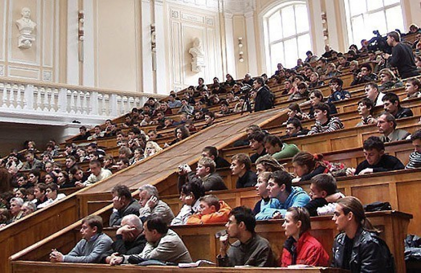 В Волгоградских вузах смогут учиться беженцы из Украины