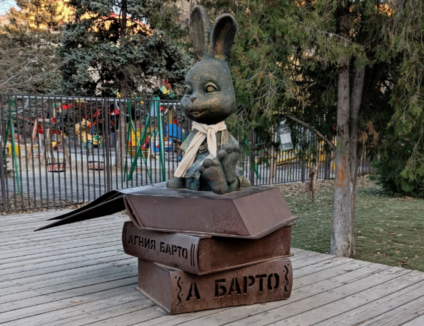 Волгоградцы назвали «шарфик на зайке» приметой приближения Нового года