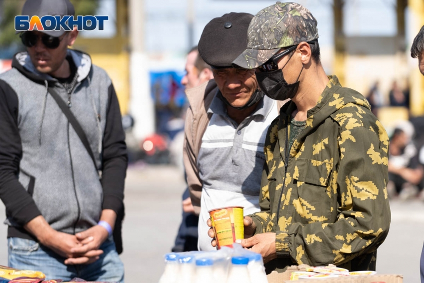 В Тунис и на Кубу отправили мигрантов из Волгограда