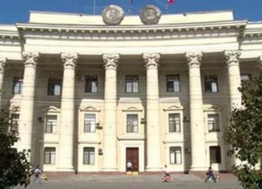 Волгоградская область погрязла в долгах: в январе будет оформлено 15 кредитов 