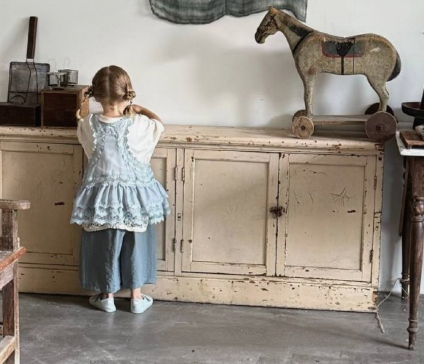 Четырехлетняя внучка экс-мэра Волгограда внезапно стала моделью в Китае