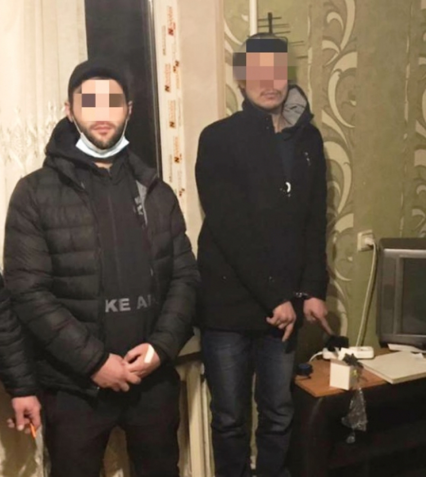 В Северной Осетии арестовали двух волгоградцев с 300 дозами героина