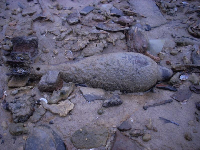 В Волгограде на остановке «Бакинская» нашли минометную мину
