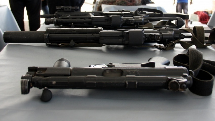 В Волгограде боевое огнестрельное оружие продавали через Интернет