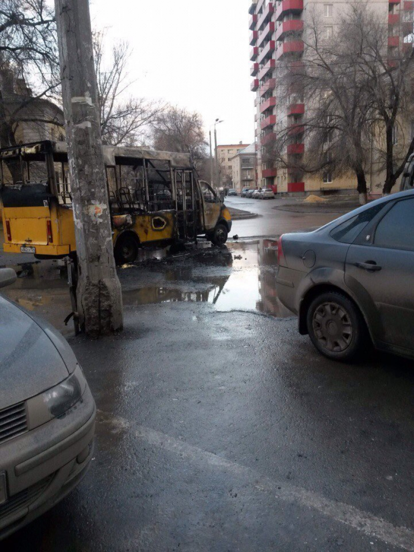 В Волгограде злоумышленники сожгли три маршрутки 