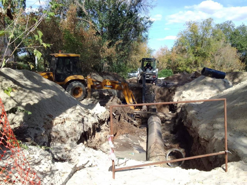 Дать горячую воду на четвертые сутки отключения обещают волгоградскому Заканалью