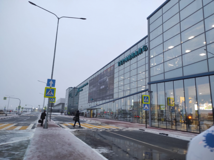 Аэропорт Волгограда вернулся к работе после сообщения о бомбе 